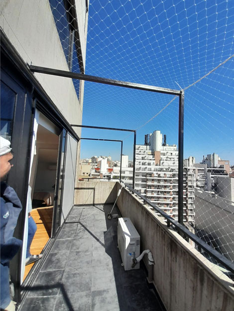 Balcón último piso con fabricación de estructura portante