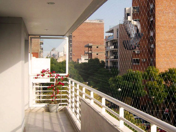 Mallas de cerramiento para balcones y patios